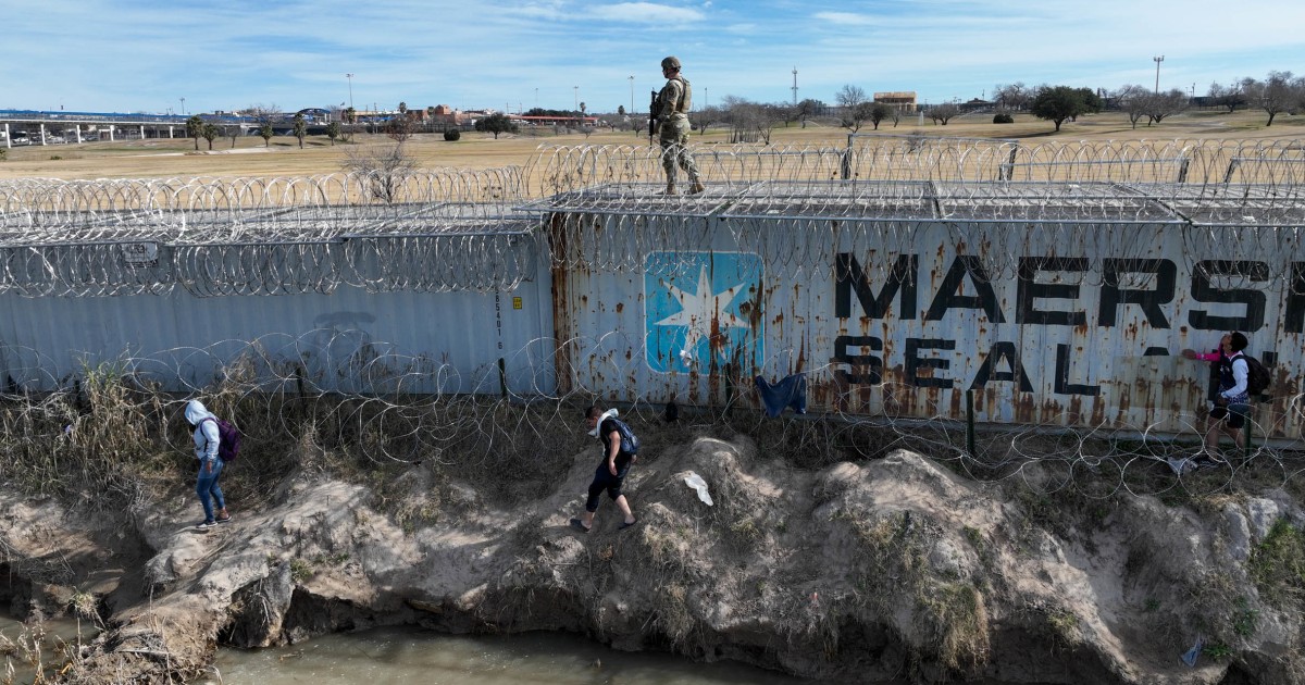 Border standoff between Biden administration and Texas sparks frustration in Eagle Pass